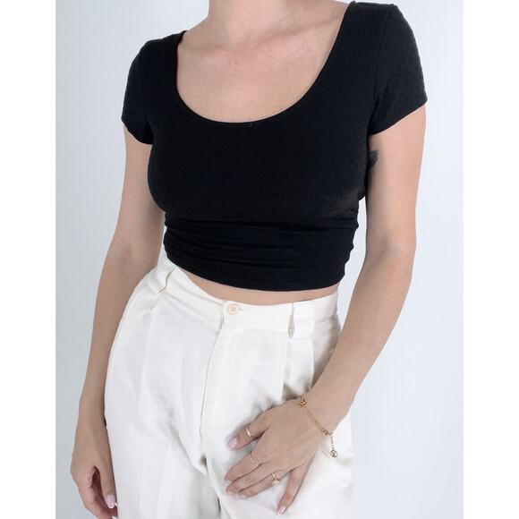 Urban Outfitters Silence + Noise Black Cut Out Top Size XS - Picture 1 of 3